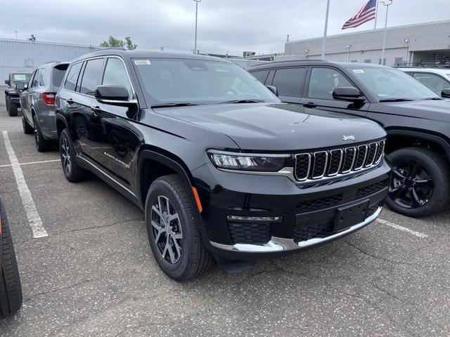 new 2025 Jeep Grand Cherokee L car, priced at $49,356