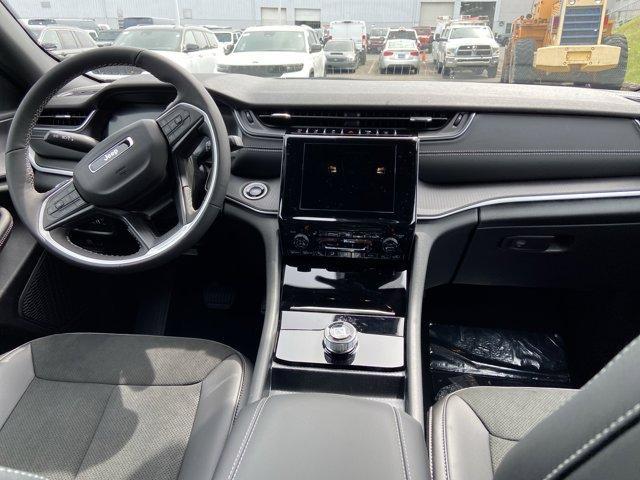 new 2025 Jeep Grand Cherokee car, priced at $43,446