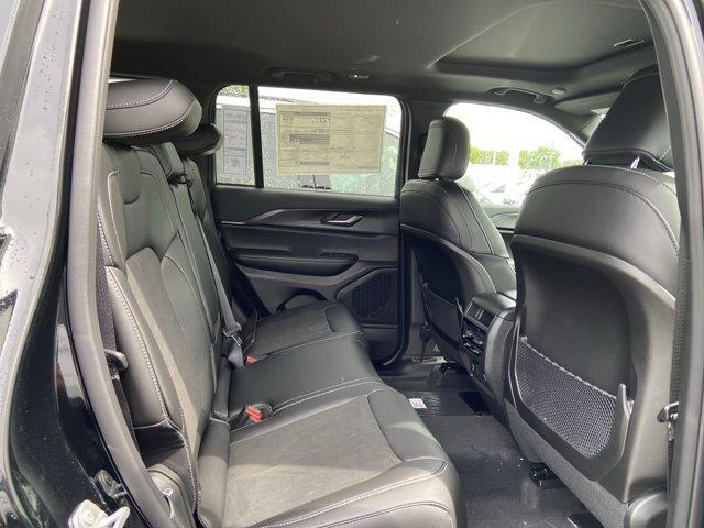 new 2025 Jeep Grand Cherokee car, priced at $43,446