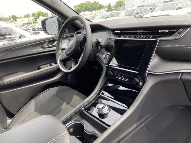 new 2025 Jeep Grand Cherokee car, priced at $43,446