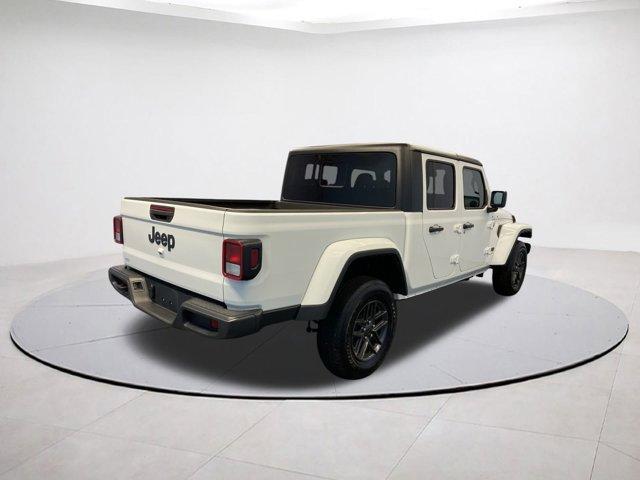 used 2024 Jeep Gladiator car, priced at $36,299