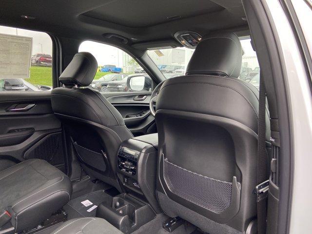 new 2025 Jeep Grand Cherokee L car, priced at $43,351