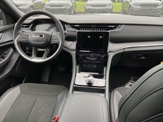 new 2025 Jeep Grand Cherokee L car, priced at $43,351