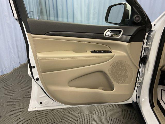 used 2022 Jeep Grand Cherokee WK car, priced at $27,499