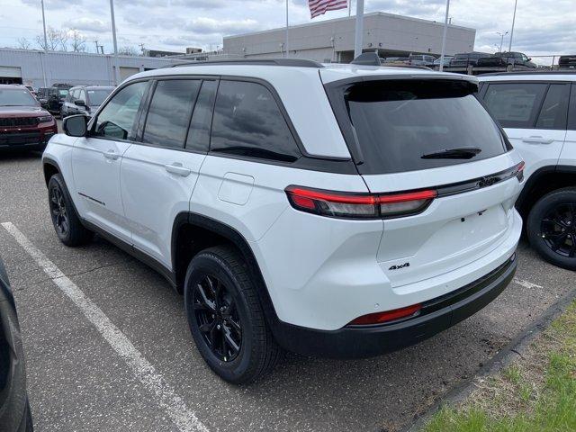 new 2025 Jeep Grand Cherokee car, priced at $42,712