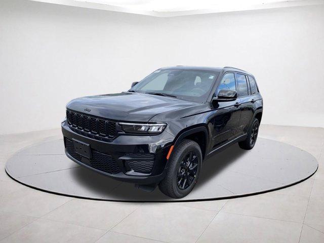 new 2025 Jeep Grand Cherokee car, priced at $42,144