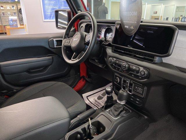 new 2025 Jeep Gladiator car, priced at $45,143