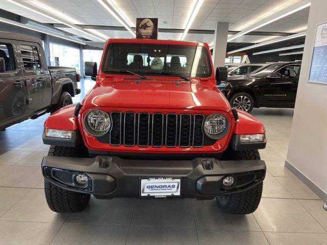 new 2025 Jeep Gladiator car, priced at $45,143