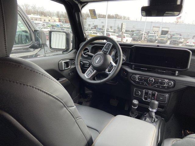new 2025 Jeep Wrangler car, priced at $58,446