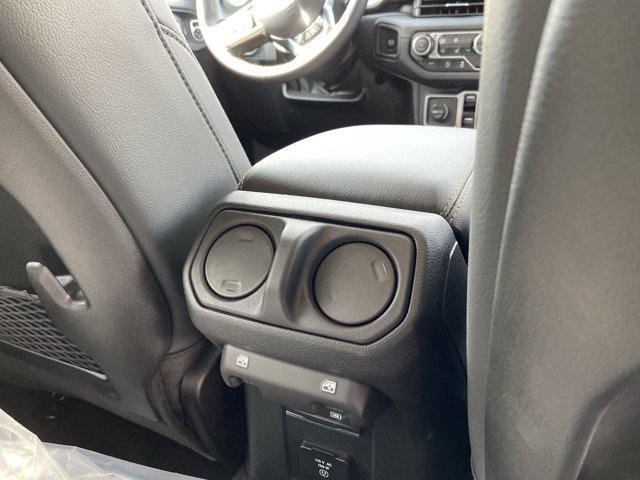 new 2025 Jeep Wrangler car, priced at $54,528