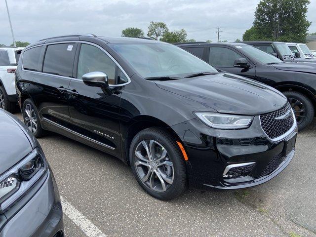 new 2025 Chrysler Pacifica car, priced at $56,148