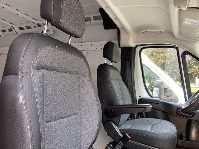 new 2025 Ram ProMaster 2500 car, priced at $48,381