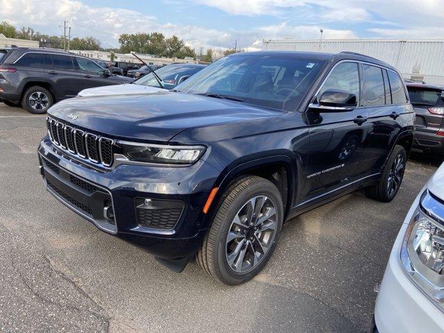 new 2025 Jeep Grand Cherokee car, priced at $53,197