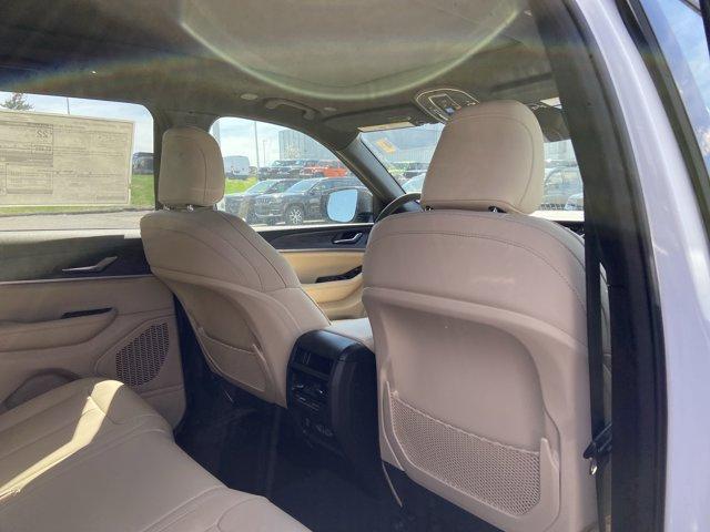 new 2025 Jeep Grand Cherokee car, priced at $47,120