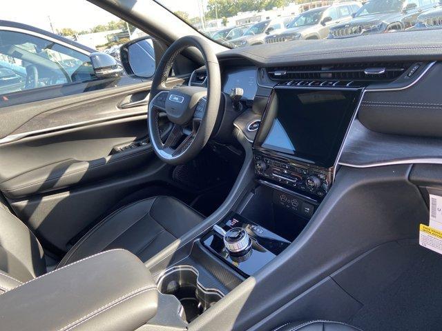 new 2025 Jeep Grand Cherokee car, priced at $45,760