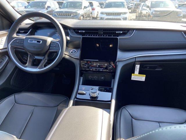 new 2025 Jeep Grand Cherokee car, priced at $45,760