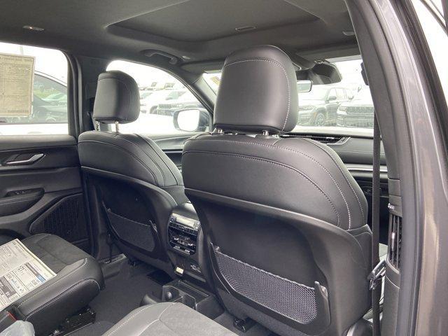 new 2025 Jeep Grand Cherokee L car, priced at $43,855