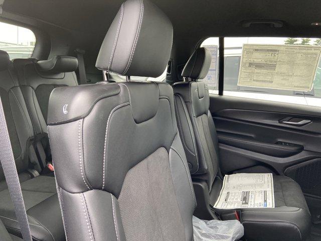 new 2025 Jeep Grand Cherokee L car, priced at $43,855