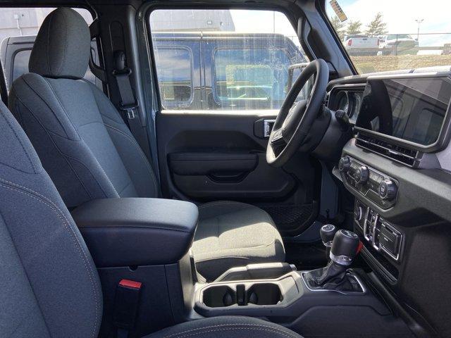 new 2025 Jeep Wrangler car, priced at $46,795