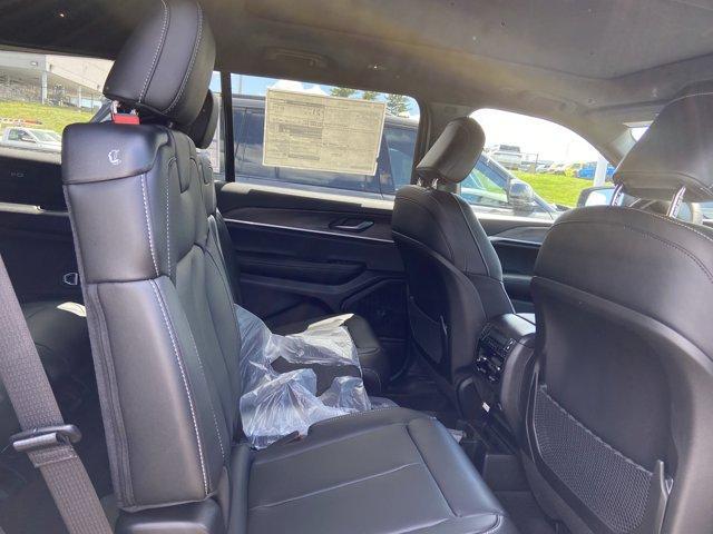 new 2025 Jeep Grand Cherokee L car, priced at $50,012