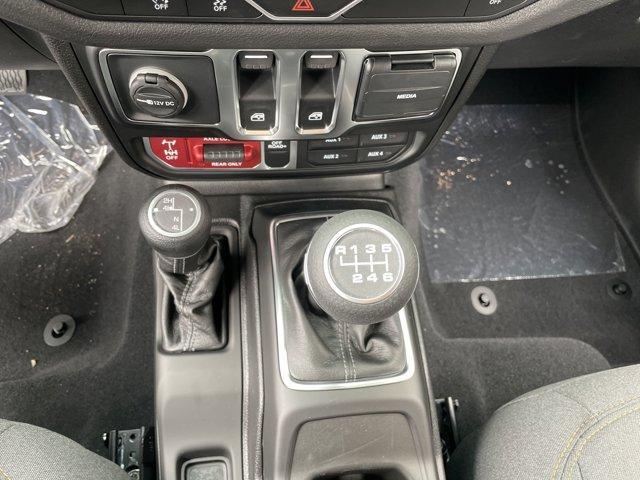 new 2025 Jeep Wrangler car, priced at $42,185