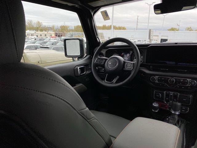 new 2025 Jeep Gladiator car, priced at $61,354