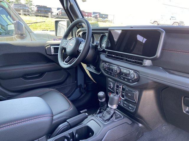 new 2025 Jeep Gladiator car, priced at $54,054