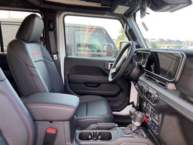 new 2025 Jeep Wrangler car, priced at $55,005