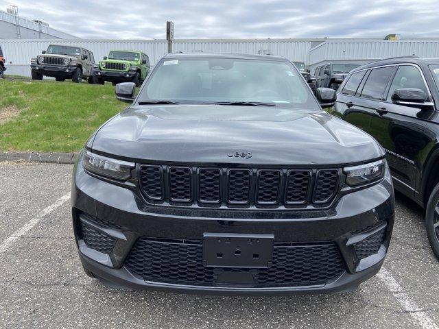 new 2025 Jeep Grand Cherokee car, priced at $42,793