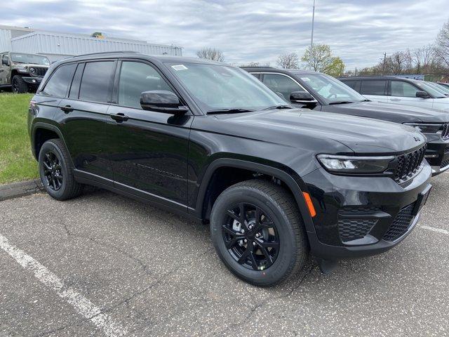 new 2025 Jeep Grand Cherokee car, priced at $42,793