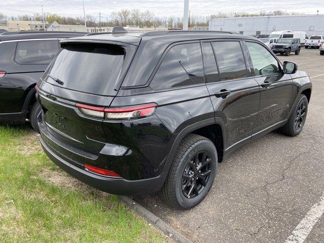 new 2025 Jeep Grand Cherokee car, priced at $42,793