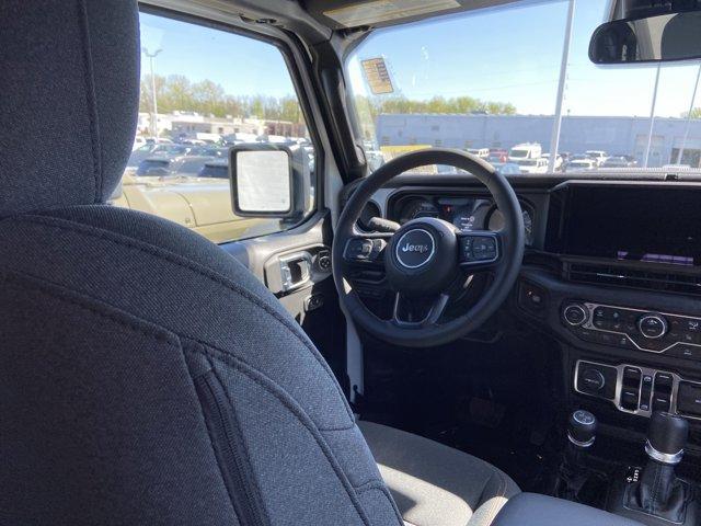 new 2025 Jeep Wrangler 4xe car, priced at $49,371