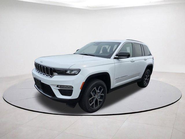 new 2025 Jeep Grand Cherokee car, priced at $45,188