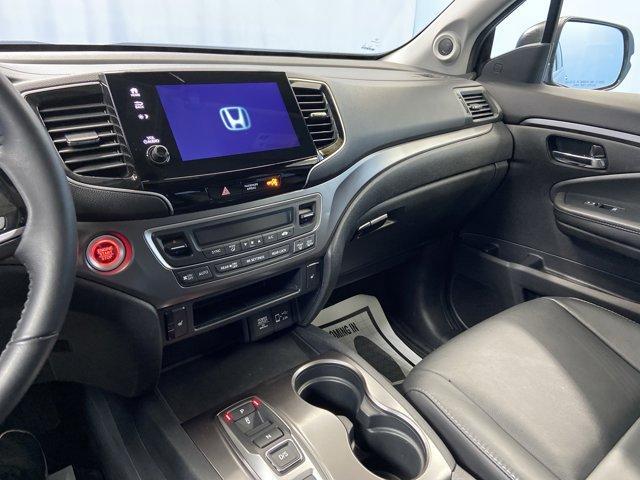 used 2022 Honda Pilot car, priced at $34,299