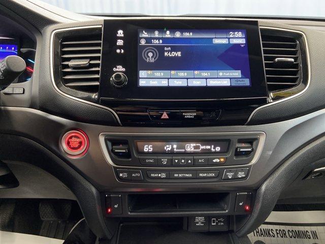 used 2022 Honda Pilot car, priced at $34,299