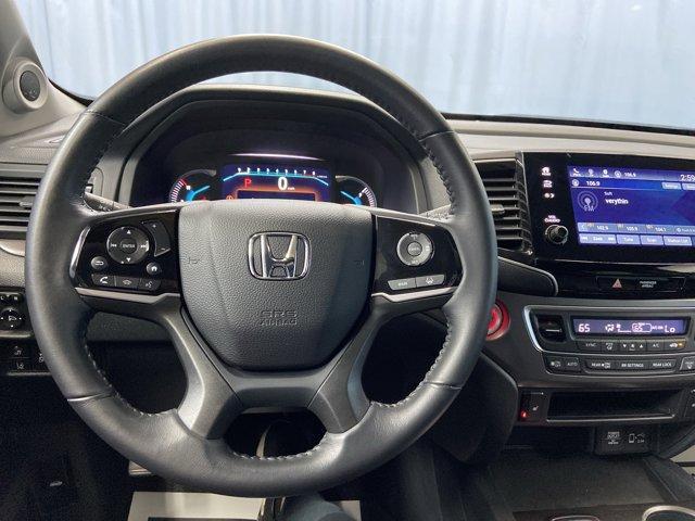 used 2022 Honda Pilot car, priced at $34,299