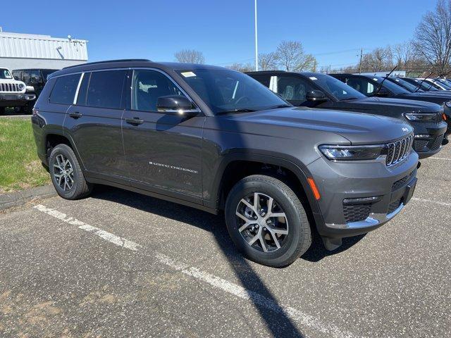 new 2025 Jeep Grand Cherokee L car, priced at $47,764