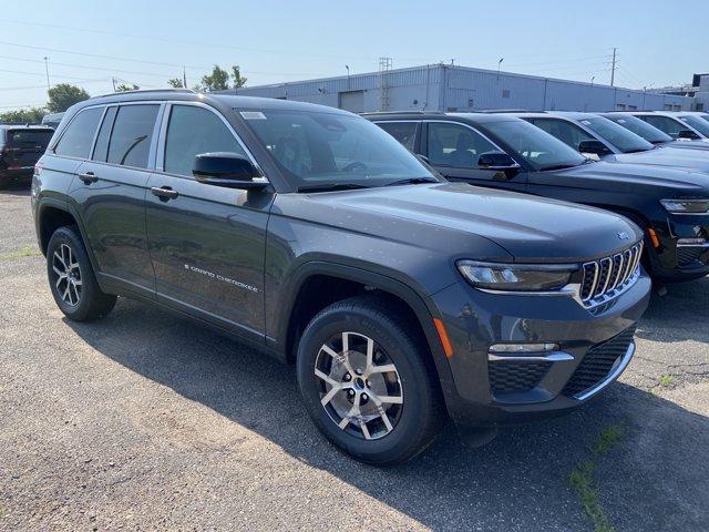 new 2025 Jeep Grand Cherokee car, priced at $44,353