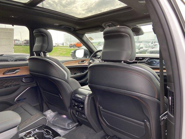 new 2025 Jeep Grand Cherokee L car, priced at $69,960