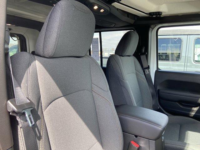 new 2025 Jeep Wrangler car, priced at $42,522