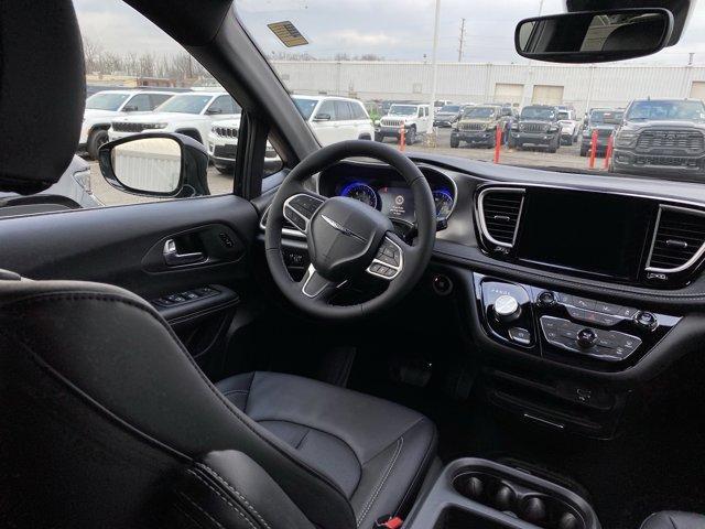 new 2026 Chrysler Pacifica car, priced at $46,906