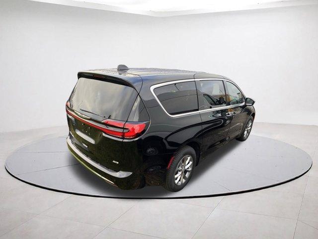 new 2026 Chrysler Pacifica car, priced at $46,906