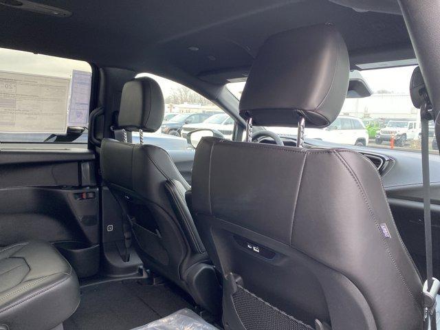 new 2026 Chrysler Pacifica car, priced at $46,906