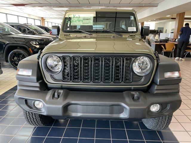 new 2025 Jeep Wrangler car, priced at $53,165