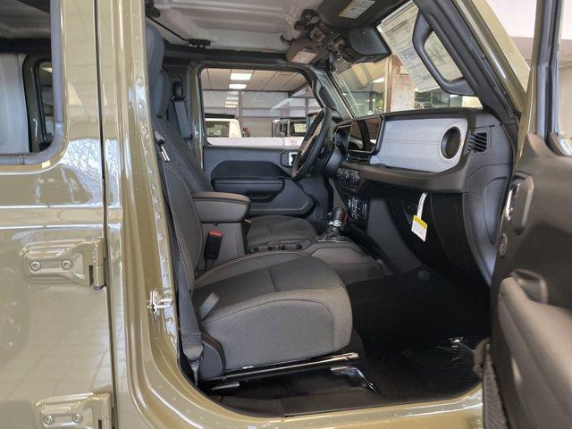 new 2025 Jeep Wrangler car, priced at $53,165