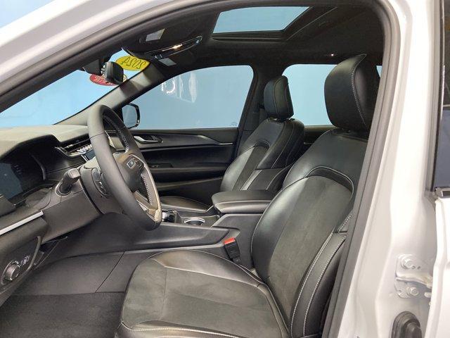 used 2024 Jeep Grand Cherokee car, priced at $40,799