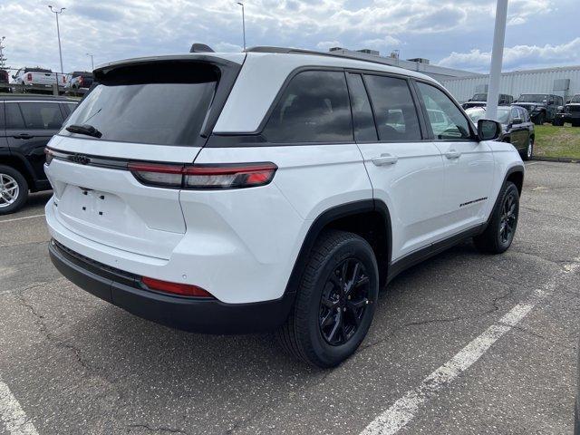 new 2025 Jeep Grand Cherokee car, priced at $40,993