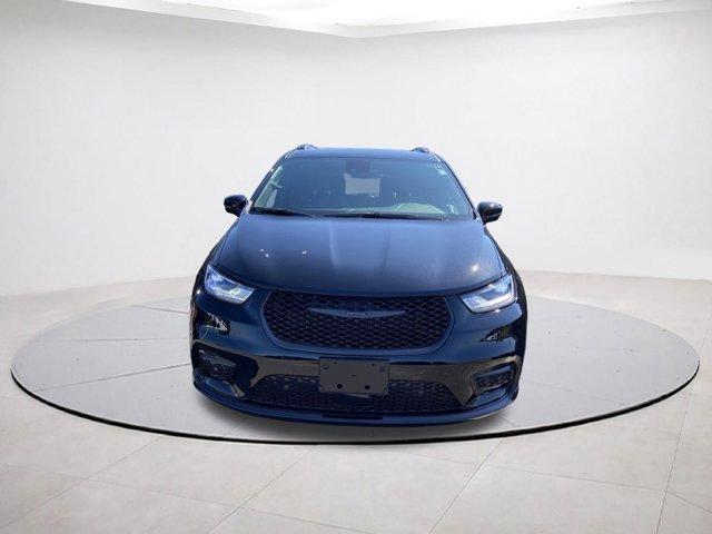 new 2026 Chrysler Pacifica car, priced at $57,506