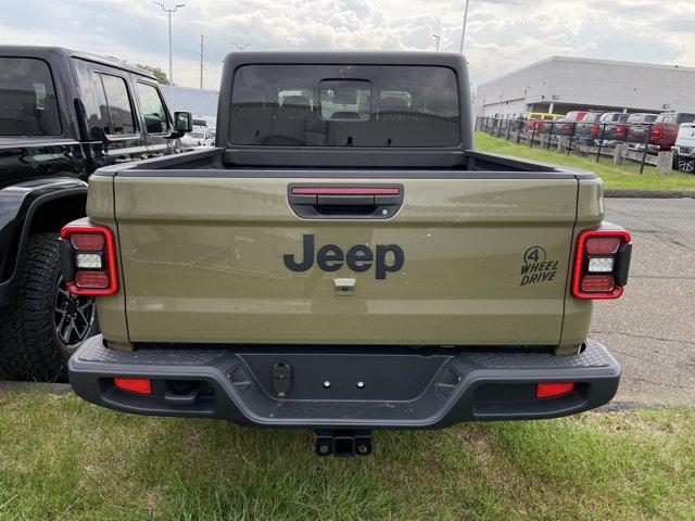 new 2025 Jeep Gladiator car, priced at $47,477