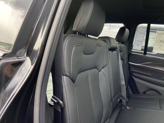 new 2025 Jeep Grand Cherokee car, priced at $47,613
